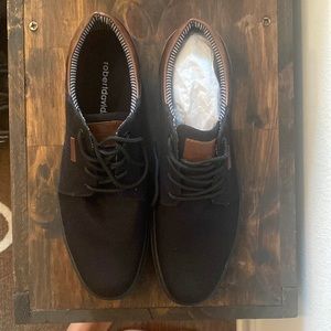 Brand New NEVER worn Robert David Men’s Shoes